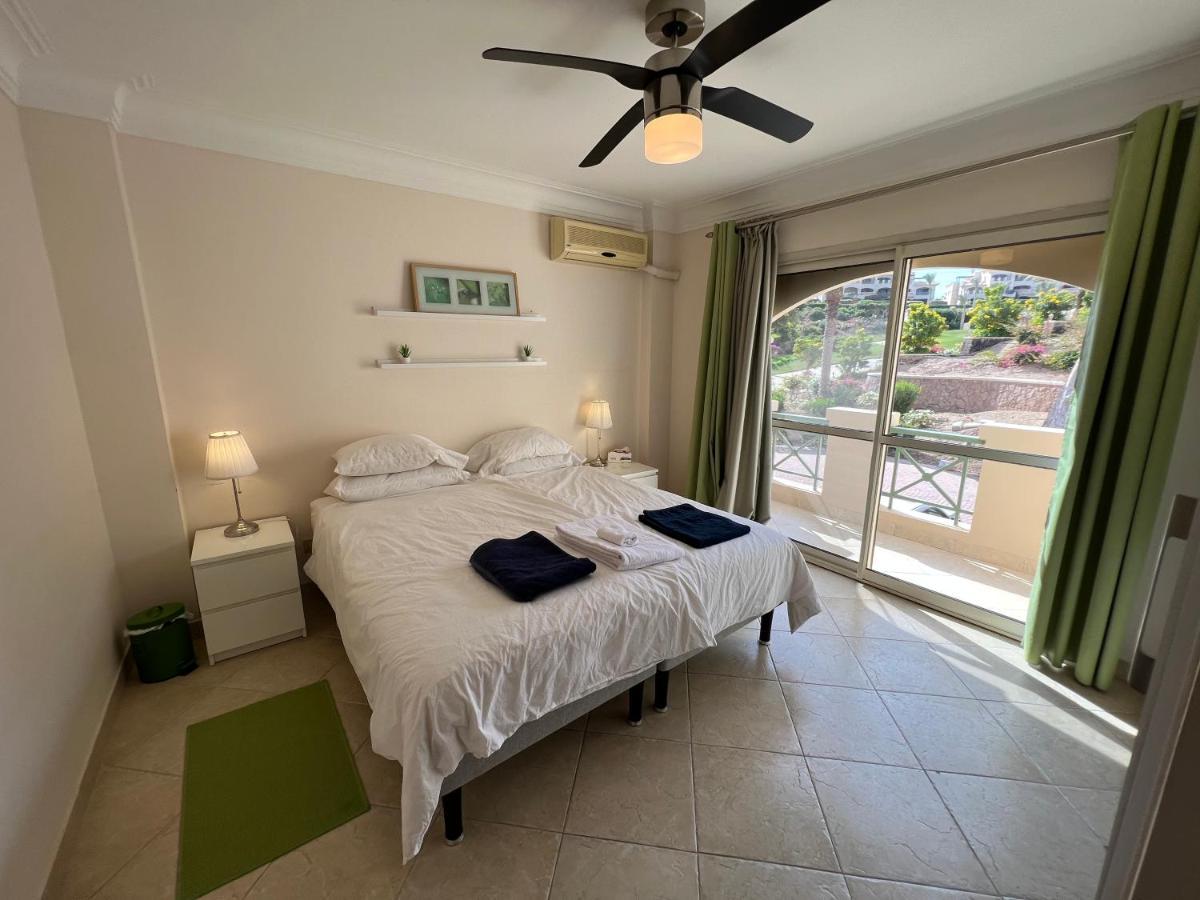 הוילה עיין סוחנה Amazing Beachfront Townhouse Chalet Ain Sokhna מראה חיצוני תמונה